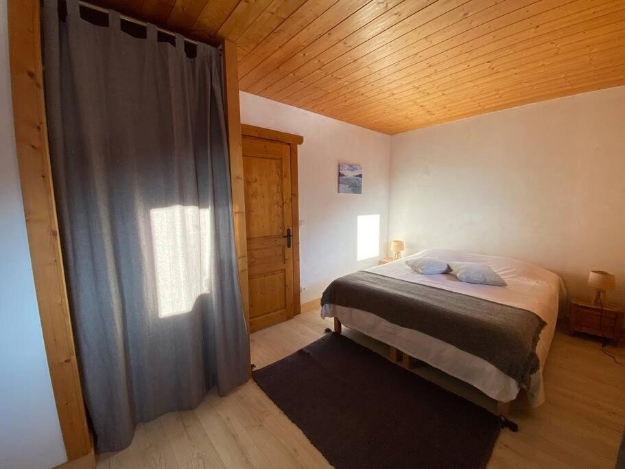 Appartement A Queige Екстер'єр фото